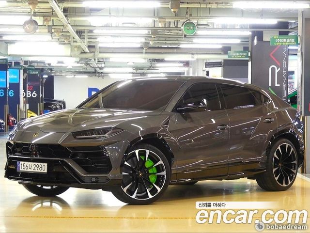 Lamborghini Urus 4.0 V8 - фото 1