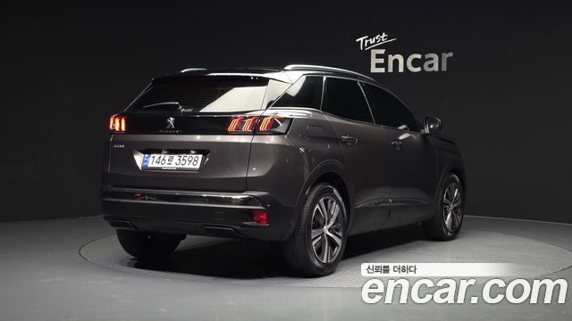 Peugeot 3008 2-го поколения 1.2 Pure Tech Allure - фото 1
