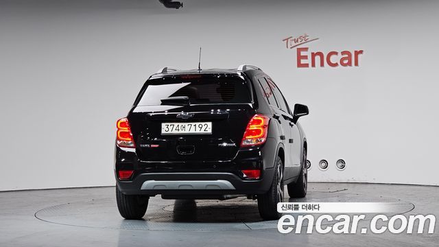 Chevrolet (GM Daewoo) Trax Новый 1.4 Perfact Black - фото 3