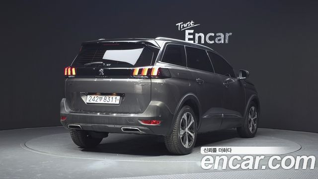 Peugeot 5008 2-го поколения 2.0 BlueHDi GT - фото 1