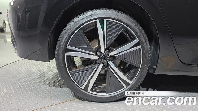 Peugeot 308 3-го поколения 1.5 BlueHDi GT - фото 4