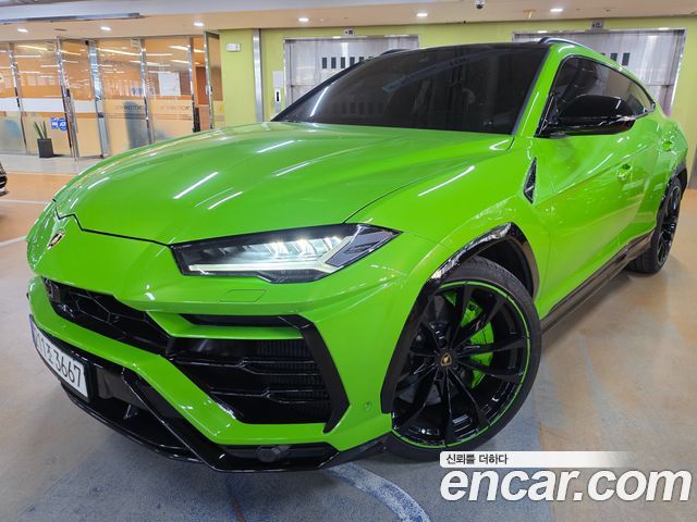 Lamborghini Urus 4.0 V8 - фото 0