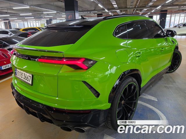 Lamborghini Urus 4.0 V8 - фото 1