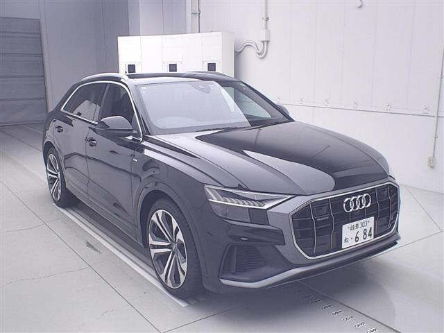 AUDI Q8 2019, фото 1