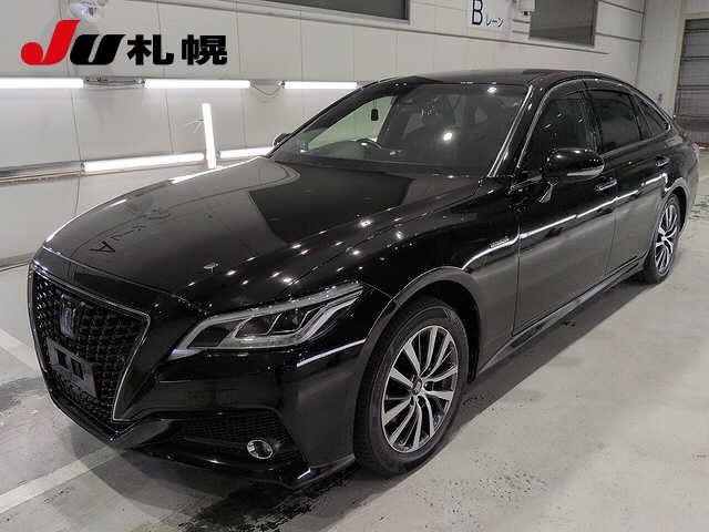 TOYOTA CROWN HYBRID 2019, фото 1