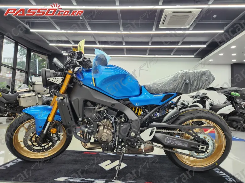 YAMAHA XSR 900 - фото 1