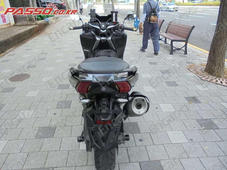 YAMAHA T MAX 530 - фото 2