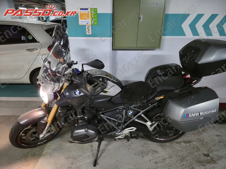 Bmw R 1200 R - фото 1