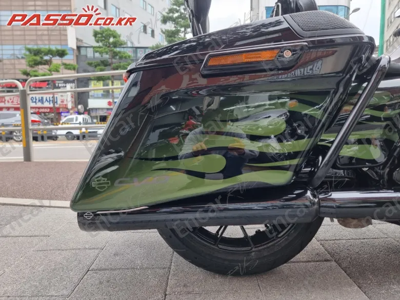 Harley-Davidson Flhxse - фото 6