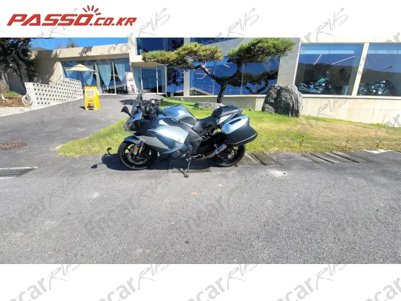 KAWASAKI Z 1000 SX - фото 1