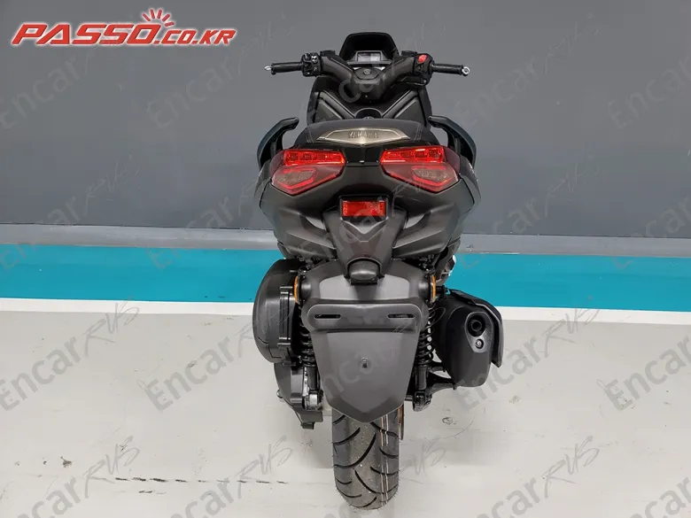 YAMAHA X MAX 300 ABS - фото 2