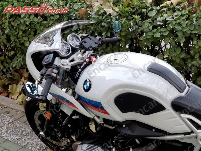 Bmw R Nine T Racer - фото 6