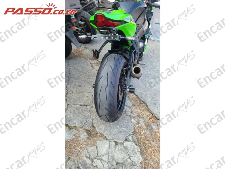 Kawasaki Zx 10 R - фото 2