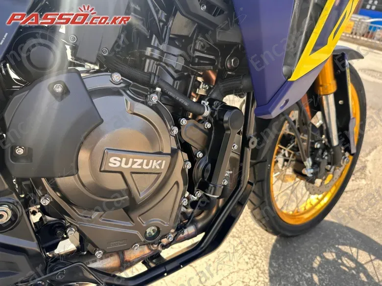 SUZUKI V STROM 800 DE - фото 4