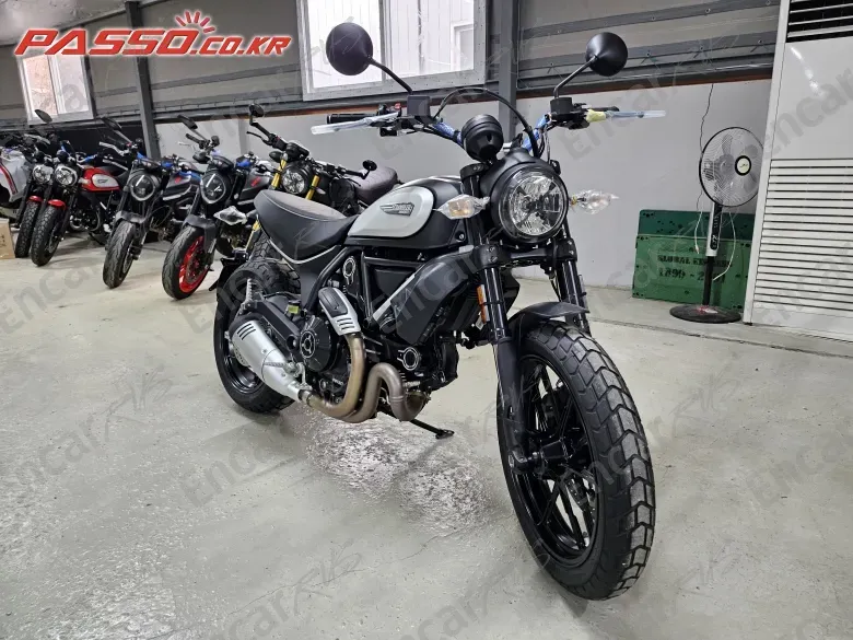 Ducati Scrambler Icon - фото 1