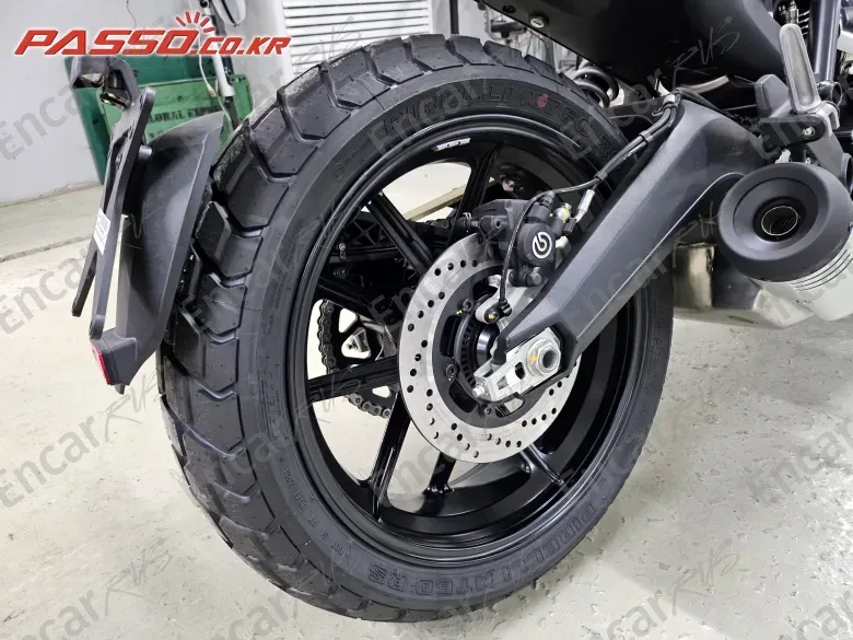 Ducati Scrambler Icon - фото 6
