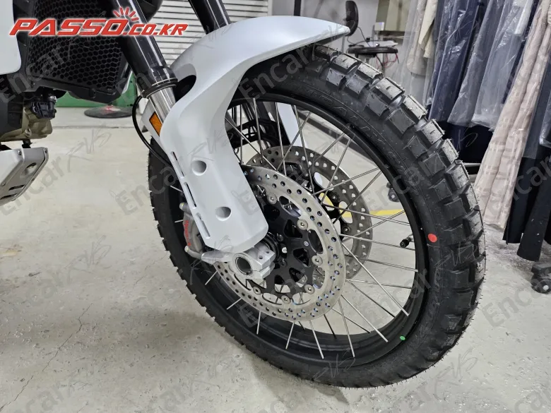 Ducati Desert X - фото 5