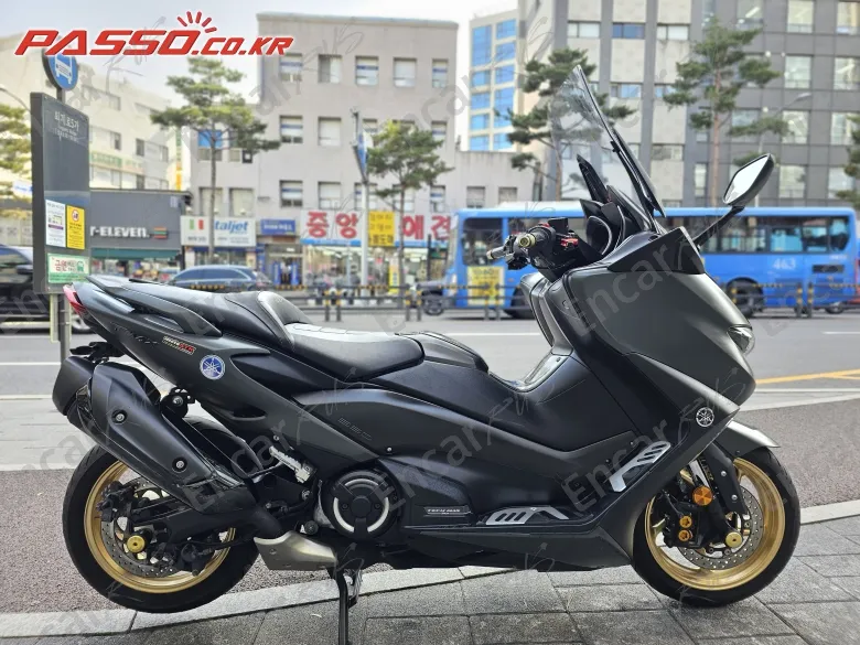 YAMAHA T MAX 560 - фото 0