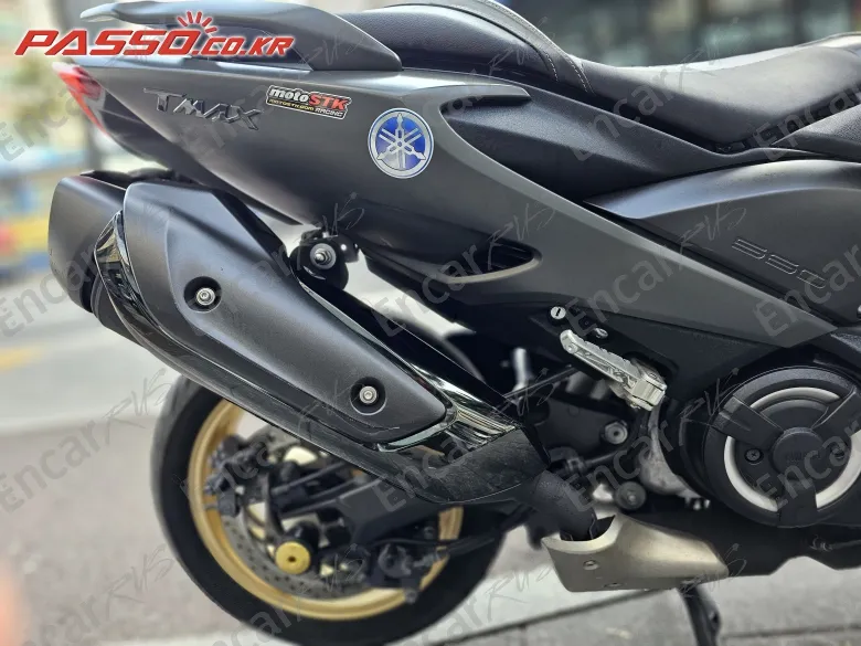 YAMAHA T MAX 560 - фото 6