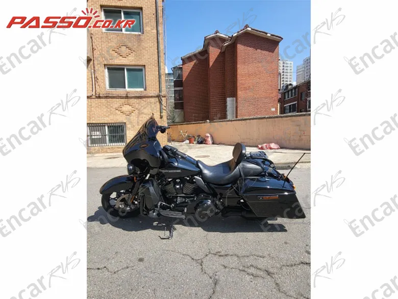 Harley-Davidson Flhxs Street Glide Special - фото 1