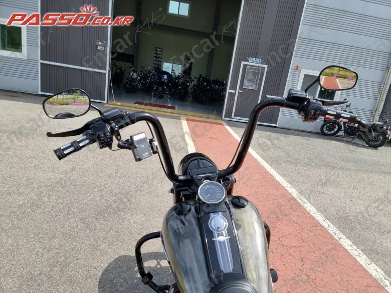 HARLEY-DAVIDSON ROAD KING SPECIAL - фото 3
