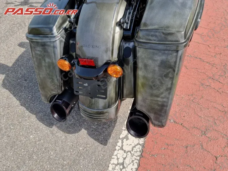 HARLEY-DAVIDSON ROAD KING SPECIAL - фото 6
