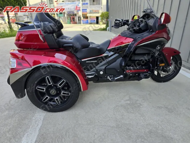 HONDA GOLDWING 1800 - фото 0