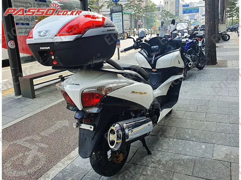 HONDA SILVER WING 600 - фото 2