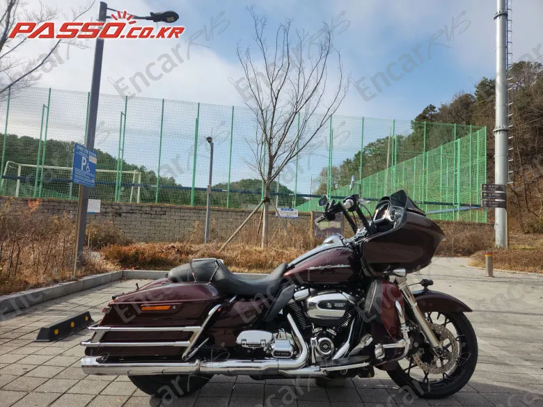HARLEY-DAVIDSON ROAD GLIDE SPECIAL - фото 0