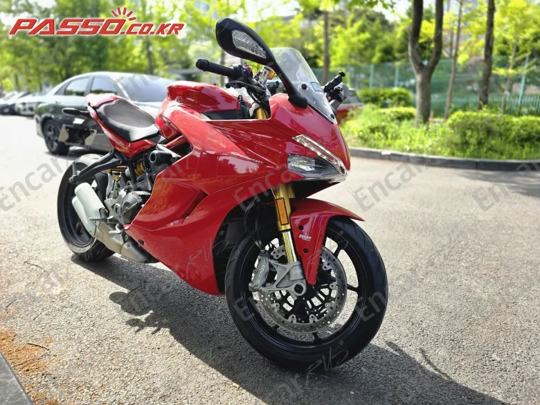 Ducati Supersport S - фото 6
