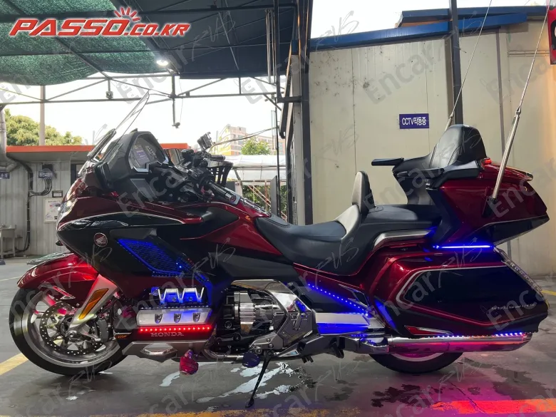 HONDA GOLDWING TOUR DCT AIRBAG - фото 1