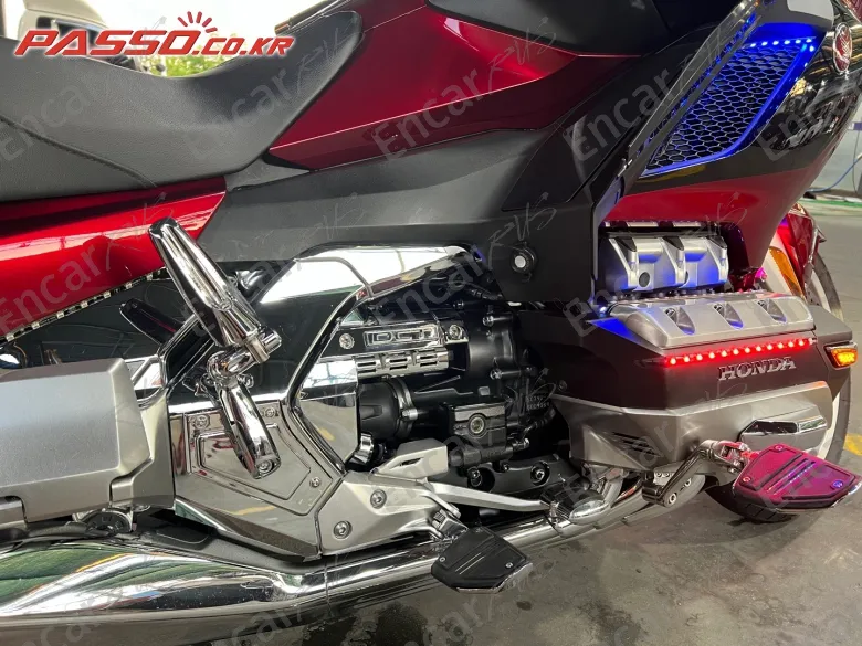 HONDA GOLDWING TOUR DCT AIRBAG - фото 4