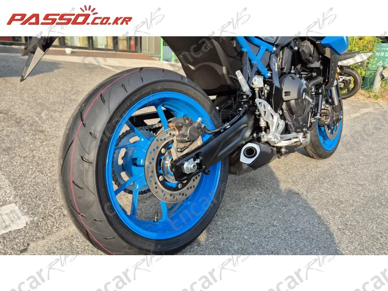 Suzuki Gsx 8 S - фото 5