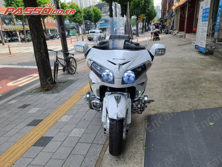 HONDA GOLDWING 1800 - фото 3