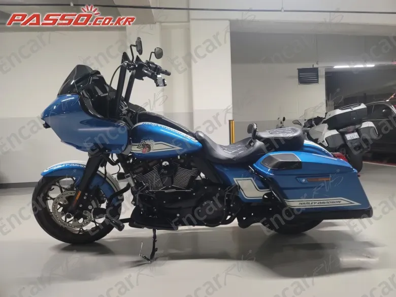 HARLEY-DAVIDSON ROAD GLIDE ST - фото 1
