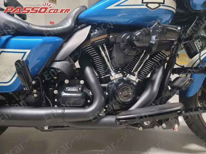 HARLEY-DAVIDSON ROAD GLIDE ST - фото 4
