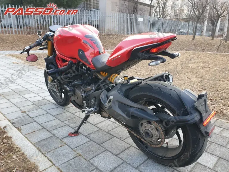 Ducati Monster 1200 S - фото 5