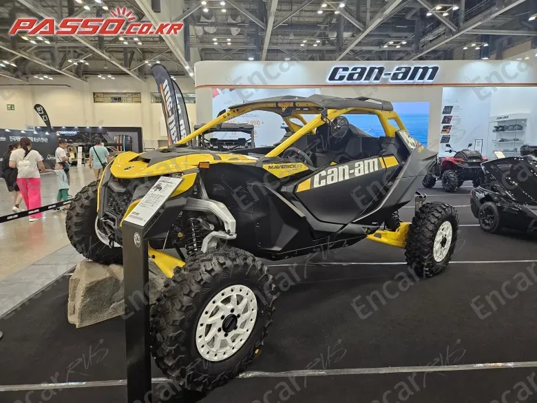 BRP CAN-AM MAVERICK X RS TURBO 1000 - фото 0
