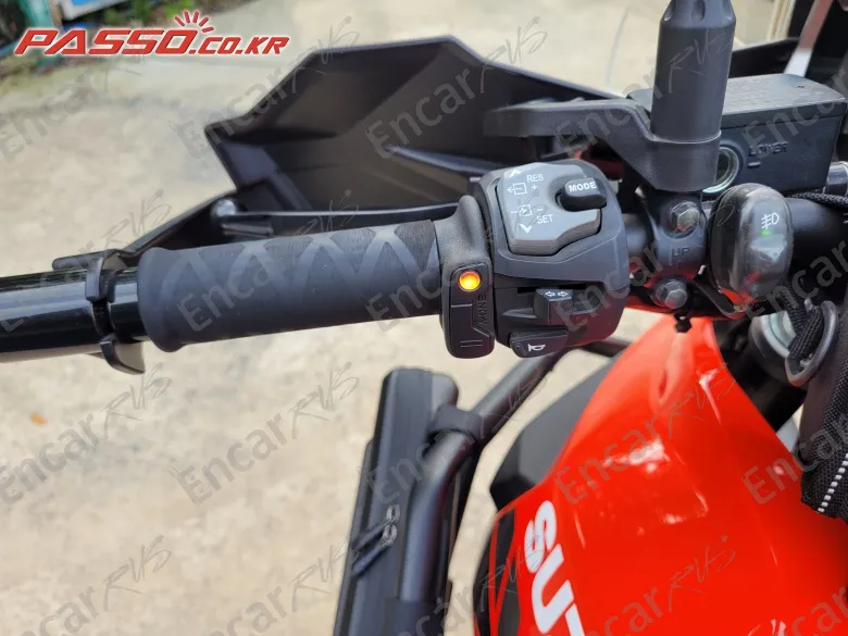 Suzuki V Strom 1050 Xt - фото 3