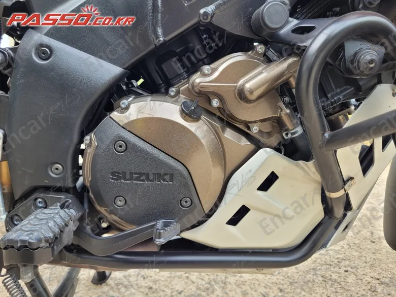 Suzuki V Strom 1050 Xt - фото 4
