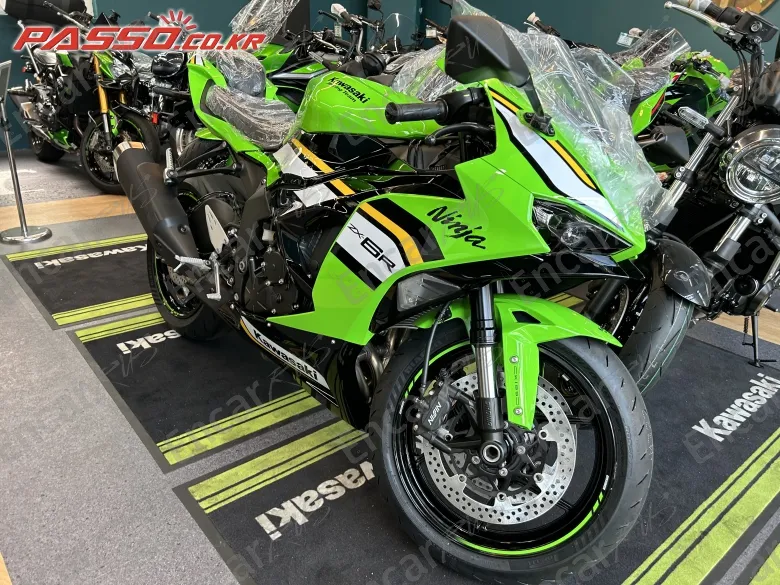 Kawasaki Zx 6 R - фото 4