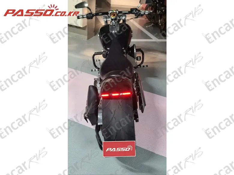 HARLEY-DAVIDSON BREAKOUT - фото 2