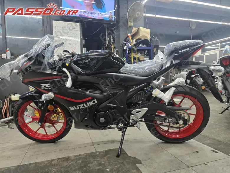 Suzuki Gsx R 125 Abs - фото 1