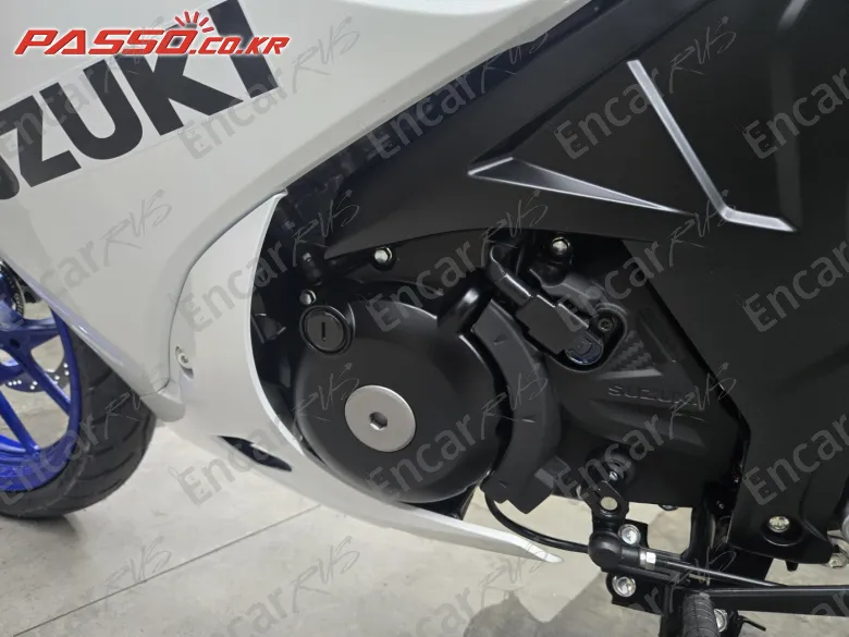 Suzuki Gsx R 125 Abs - фото 2