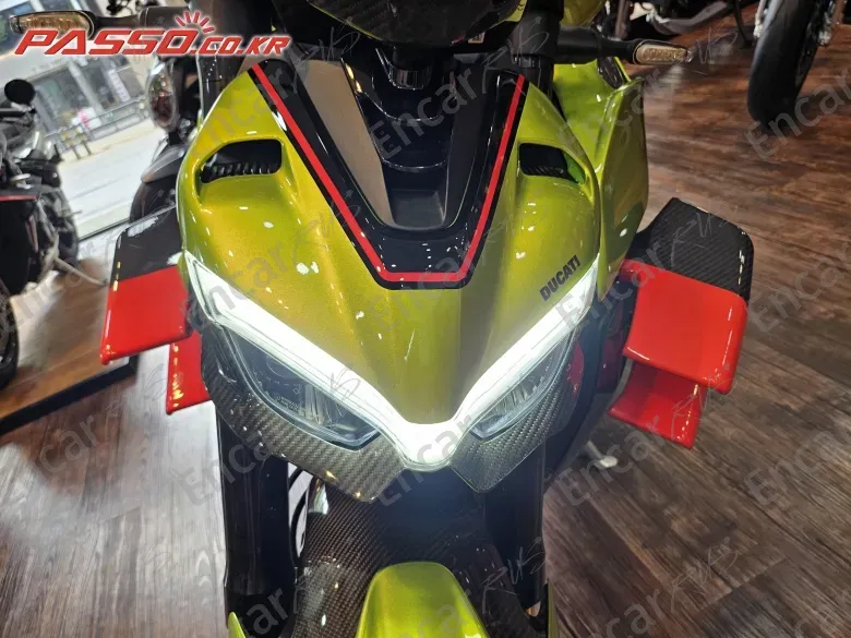 Ducati Streetfighter V4 Sp - фото 5