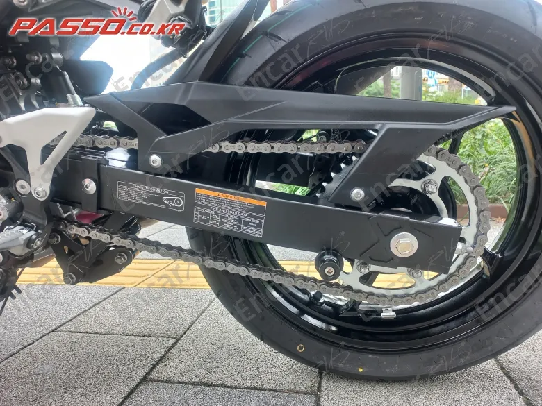 Kawasaki Ninja 400 Abs - фото 3