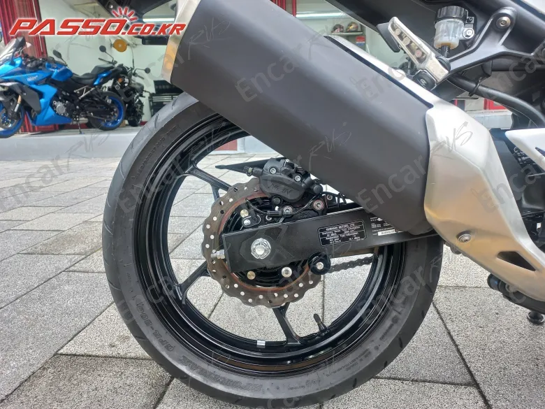 Kawasaki Ninja 400 Abs - фото 5