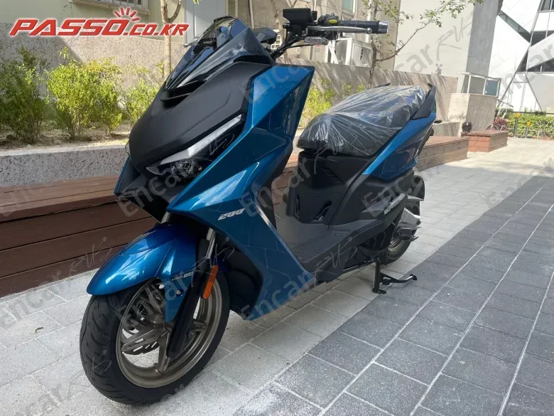 Kymco Krv 200 - фото 6