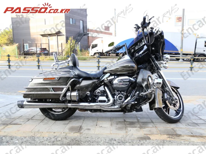 Harley-Davidson Flhxs Street Glide Special - фото 0
