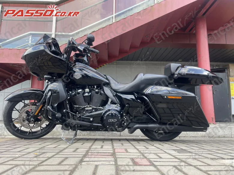 HARLEY-DAVIDSON ROAD GLIDE SPECIAL - фото 1